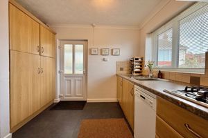 Kitchen- click for photo gallery